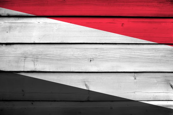 Yemen Flag on wood background — Stock Photo, Image