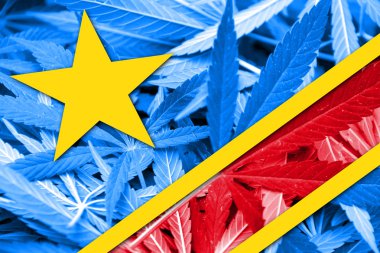 Demokratik Cumhuriyeti Kongo bayrağının esrar arka plan üzerinde. Uyuşturucu politikası. Marihuana yasallaştırma