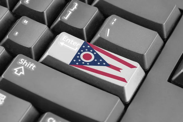 Introduzca el botón con la bandera del estado de Ohio — Foto de Stock