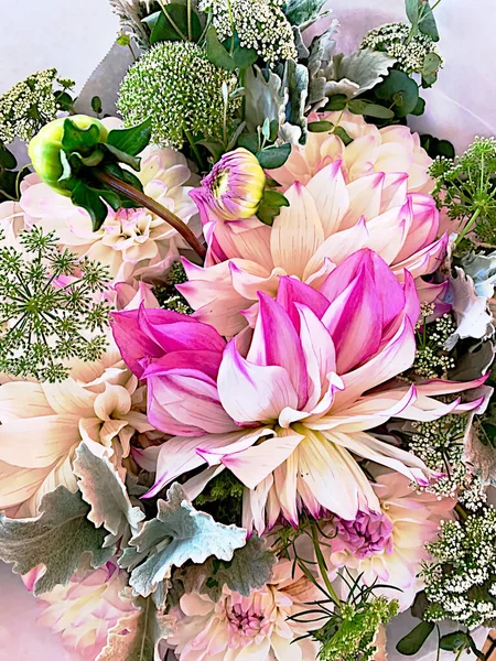 Verschiedene Helle Blumenarrangements Pastell — Stockfoto