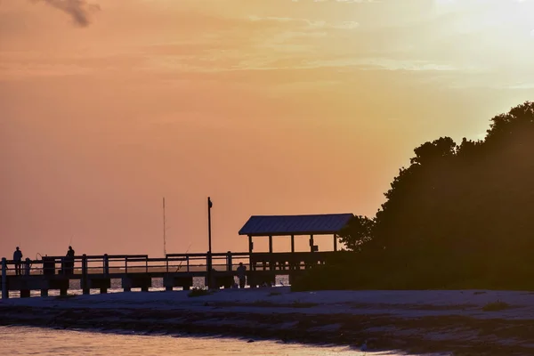 Kleurrijk Water Dat Zonsopgang Weerspiegelt Sanibel — Stockfoto