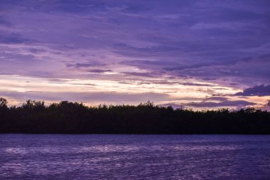 Marco Adası, Florida 'nın güneybatısındaki güzel gökyüzü
