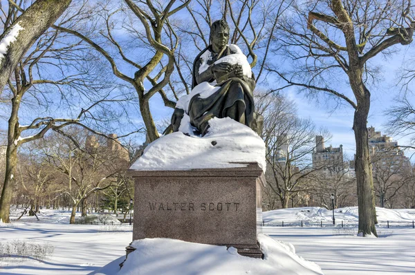 Monumento a Walter Scott - Central Park, Nueva York —  Fotos de Stock