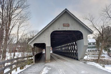 Orta üstü kapalı köprü - Vermont