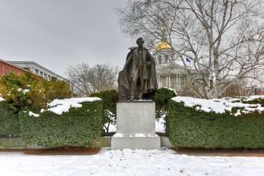Franklin Pierce anıt