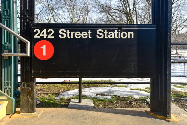 242 gatan Station - Nyc tunnelbana — Stockfoto
