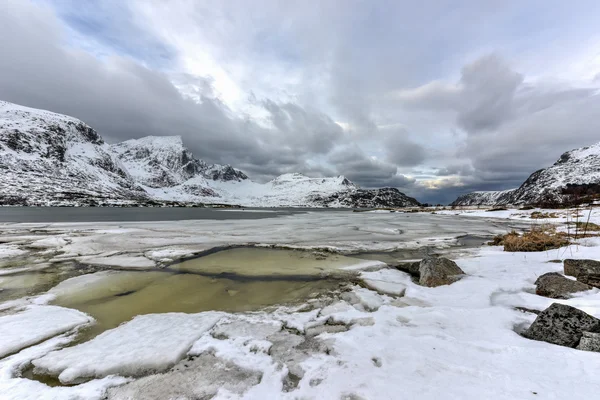 Flakstadoya - Lofoten ostrovy, Norsko — Stock fotografie