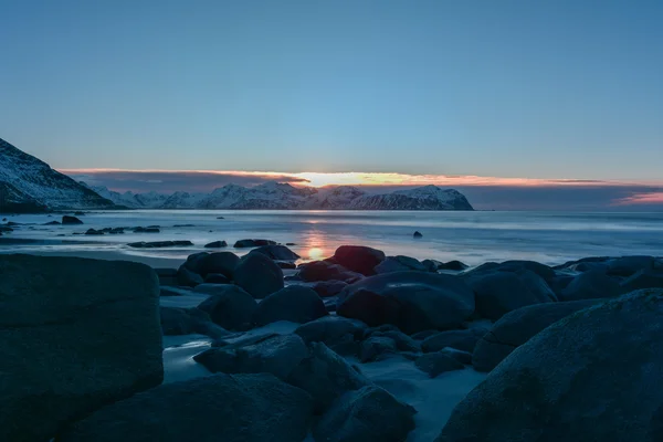 Vikten ビーチ - ノルウェーのロフォーテン諸島のビーチ — ストック写真