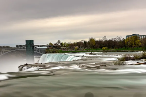 American Falls - Cataratas del Niágara, Nueva York — Foto de Stock