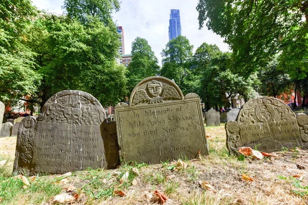 Celeiro, enterrando o chão - Boston, Massachusetts — Fotografia de Stock