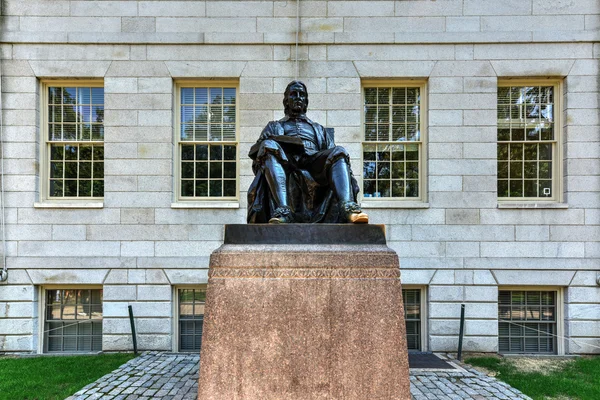 Estatua de John Harvard - Boston — Foto de Stock