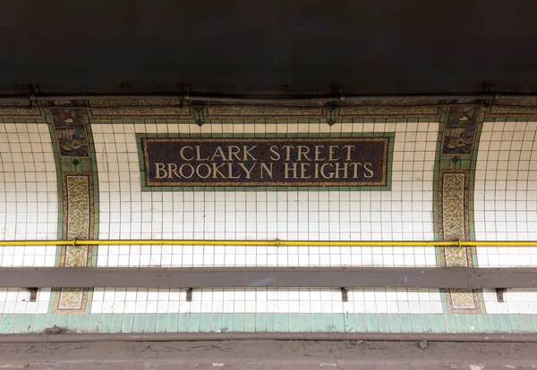 Estación Clark Street - Brooklyn Heights —  Fotos de Stock