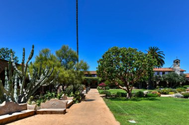 Mission San Juan Capistrano, San Juan Capistrano, Kaliforniya 'da bulunan bir İspanyol misyoneridir. 1776 'da sömürge Las California' sında Fransisken Düzeni 'nin İspanyol Katolik misyonerleri tarafından kuruldu..