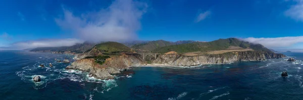 Bixby Bridge on the Pacific Coast Highway (highway 1) near Big Sur, California, USA.