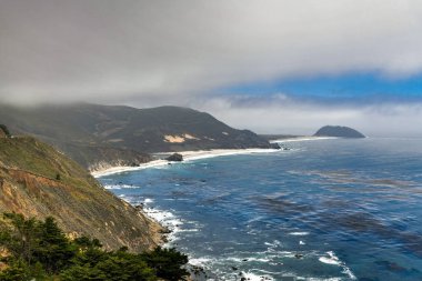 Sea Otter Refuge bakış açısı 1. Otoyol ve Big Sur, California, ABD