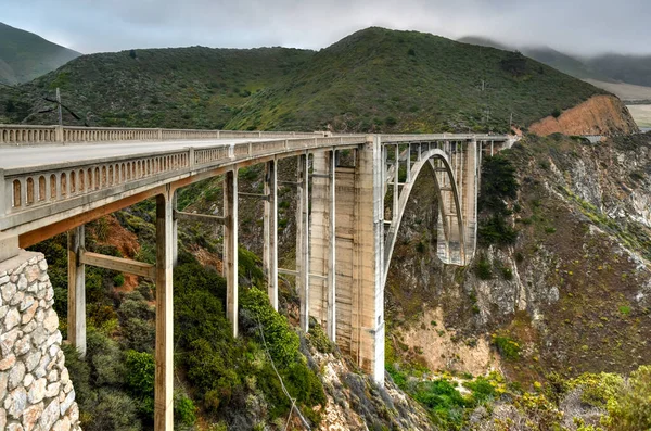 Мост Биксби Шоссе Pacific Coast Highway Highway Около Биг Сур — стоковое фото