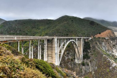 Bixby Köprüsü Pasifik Sahil Otobanı (1. Otoyol) Big Sur, Kaliforniya, ABD.