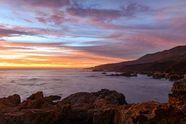 Widok Skaliste Wybrzeże Pacyfiku Garrapata State Park Kalifornia — Zdjęcie stockowe