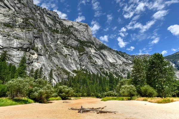 Torr Spegeläng Sommaren Yosemite National Park Kalifornien Usa Sommaren Fylls — Stockfoto