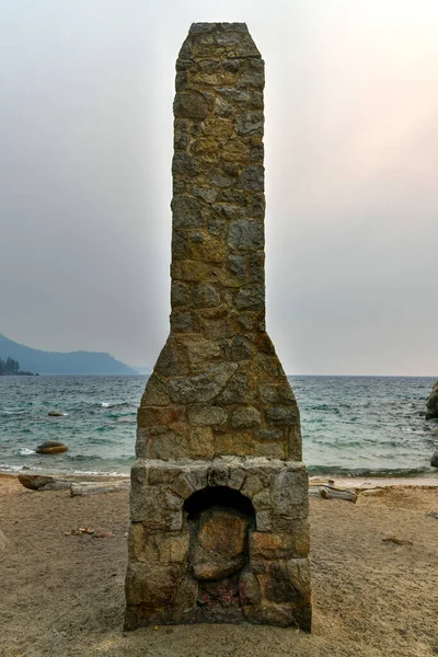 Secret Cove Lake Tahoe Nevada Hazy Sky Due Nearby Forest — Stock Photo, Image