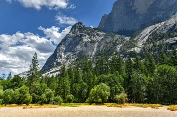 Torr Spegeläng Sommaren Yosemite National Park Kalifornien Usa Sommaren Fylls — Stockfoto
