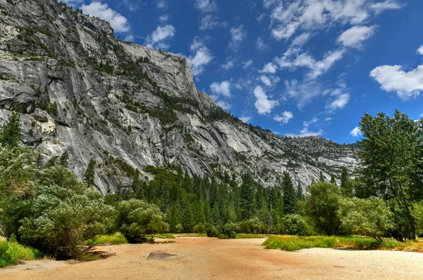 Pajiște Uscată Oglindă Timpul Verii Parcul Național Yosemite California Sua — Fotografie, imagine de stoc