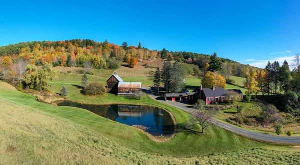 Med Utsikt Över Fridfull New England Gård Höst Woodstock Vermont — Stockfoto