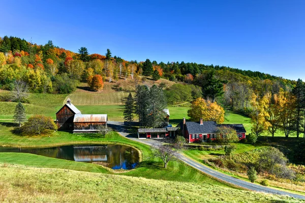 Med Utsikt Över Fridfull New England Gård Höst Woodstock Vermont — Stockfoto