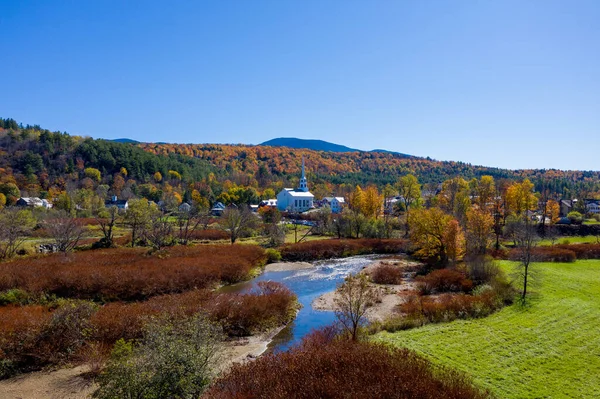 Panorama Stowe Final Outono Com Folhagem Colorida Igreja Comunitária Vermont — Fotografia de Stock