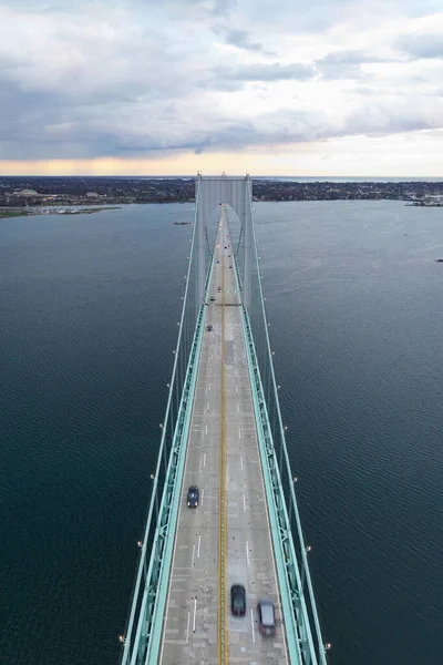 Мост Claiborne Pell Bridge Является Одним Самых Длинных Подвесных Мостов — стоковое фото