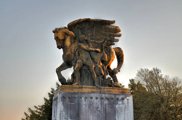 Arti Della Pace Bronzo Gruppi Statue Dorate Fuoco Sul Lincoln — Foto Stock