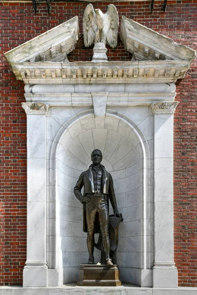 Estatua Dewitt Clinton Entrada Del Museo Ciudad Nueva York — Foto de Stock