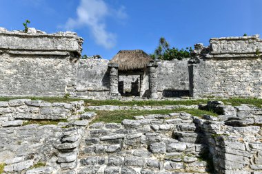 Meksika 'nın Tulum kentindeki Maya şehrindeki Büyük Saray..