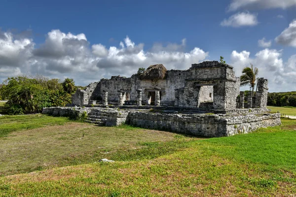Grande Palácio Cidade Maia Sítio Arqueológico Tulum México — Fotografia de Stock