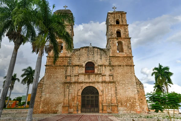 Iglesia San Francisco Asis Plaza Principal Hecelchakan Antiguo Monasterio Franciscano —  Fotos de Stock