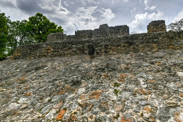 エドナ Edzna メキシコのカンペチェ州北部にあるマヤ遺跡である ボールコート — ストック写真