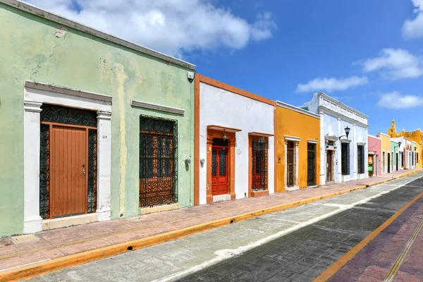Colores Brillantes Casas Coloniales Día Soleado Campeche México — Foto de Stock