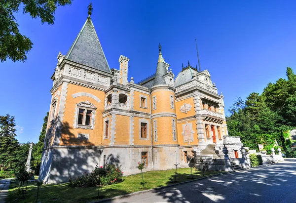 Massandra Palace, Yalta, Crimea — Stock Photo, Image