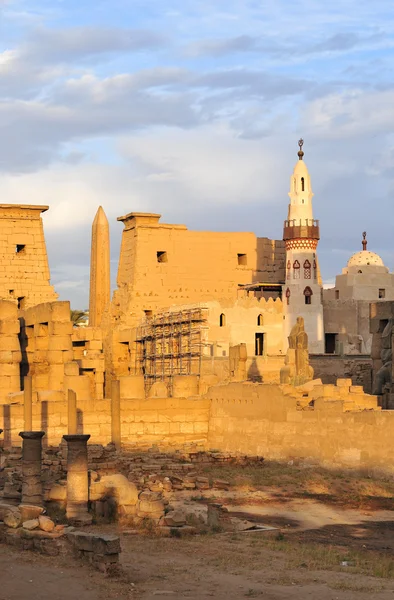 Temple of Luxor, Egypt at Sunset — Stock Photo, Image