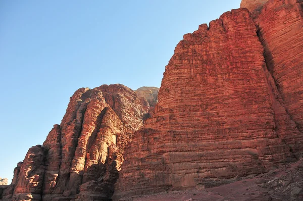 Wadi rum woestijn, Jordanië — Stockfoto