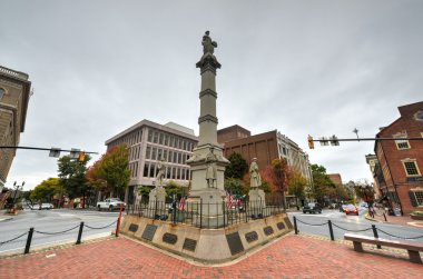 Asker ve denizcilerin anıt-Lancaster, Pennsylvania