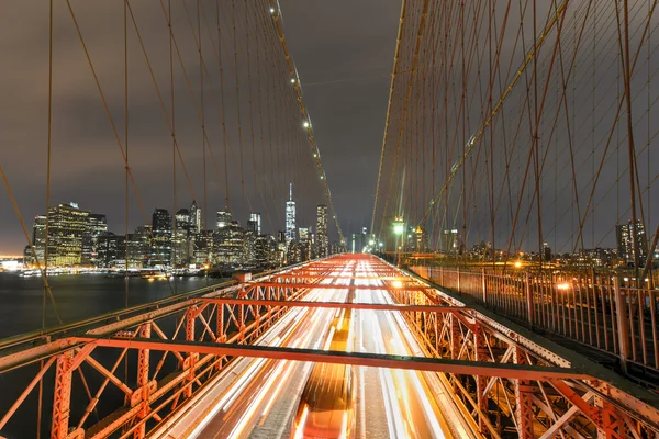 Ponte de Brooklyn à noite — Fotografia de Stock