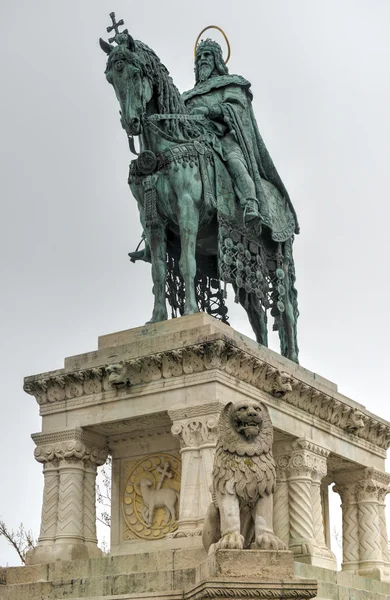 Saint istvan monument - budapest, ungarisch — Stockfoto