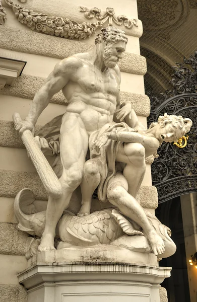 Herkules-Statue - Wien, Österreich — Stockfoto