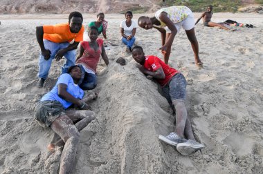 Mayıs 1st, İşçi Bayramı tatil için sahilde teşvikler