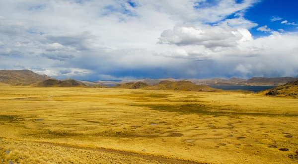 Vale Sagrado dos Incas. Cusco para Puno, Peru . — Fotografia de Stock