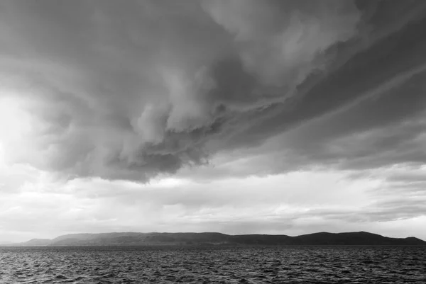 Stormy sky over Lake Titicaca, Peru — Stock Photo, Image