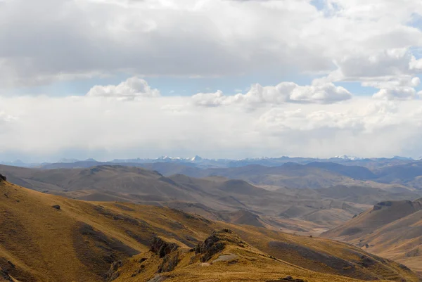 Vista a lo largo de la carretera Cusco-Puno, Perú — Foto de Stock