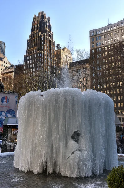Bryant Park fontein, diepvries - New York — Stockfoto