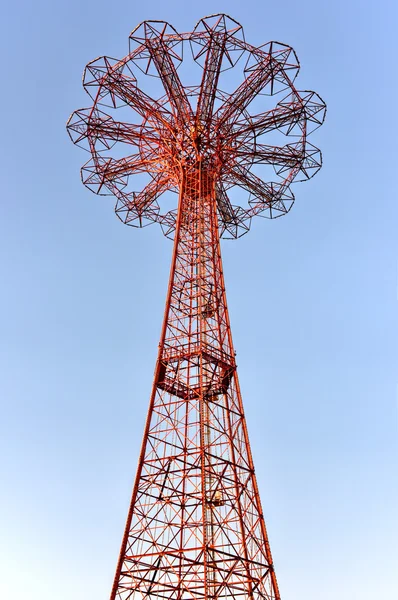 Paraquedas Saltar, Coney Island, Brooklyn — Fotografia de Stock